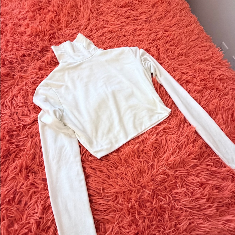 Elegant Cream Turtleneck Crop Top